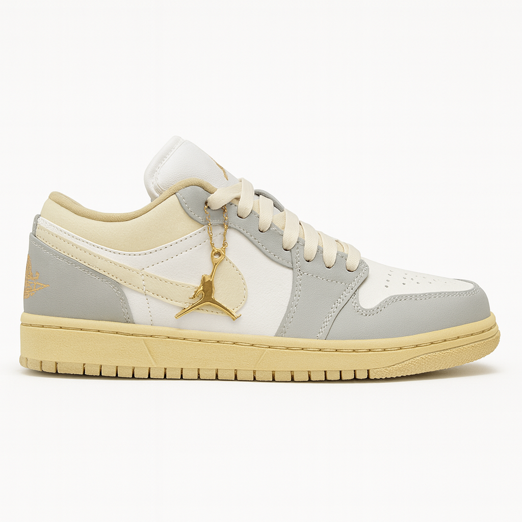 Tênis Air Jordan 1 Low - Branco / Cinza / Dourado