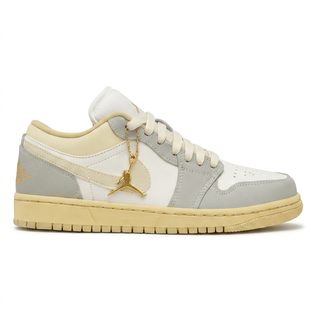 Tênis Air Jordan 1 Low - Branco / Cinza / Dourado