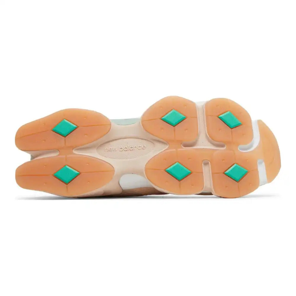 New Balance 9060 - Bege