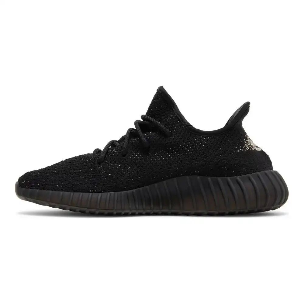 Tênis Yeezy Boost 350 - v2 Oreo