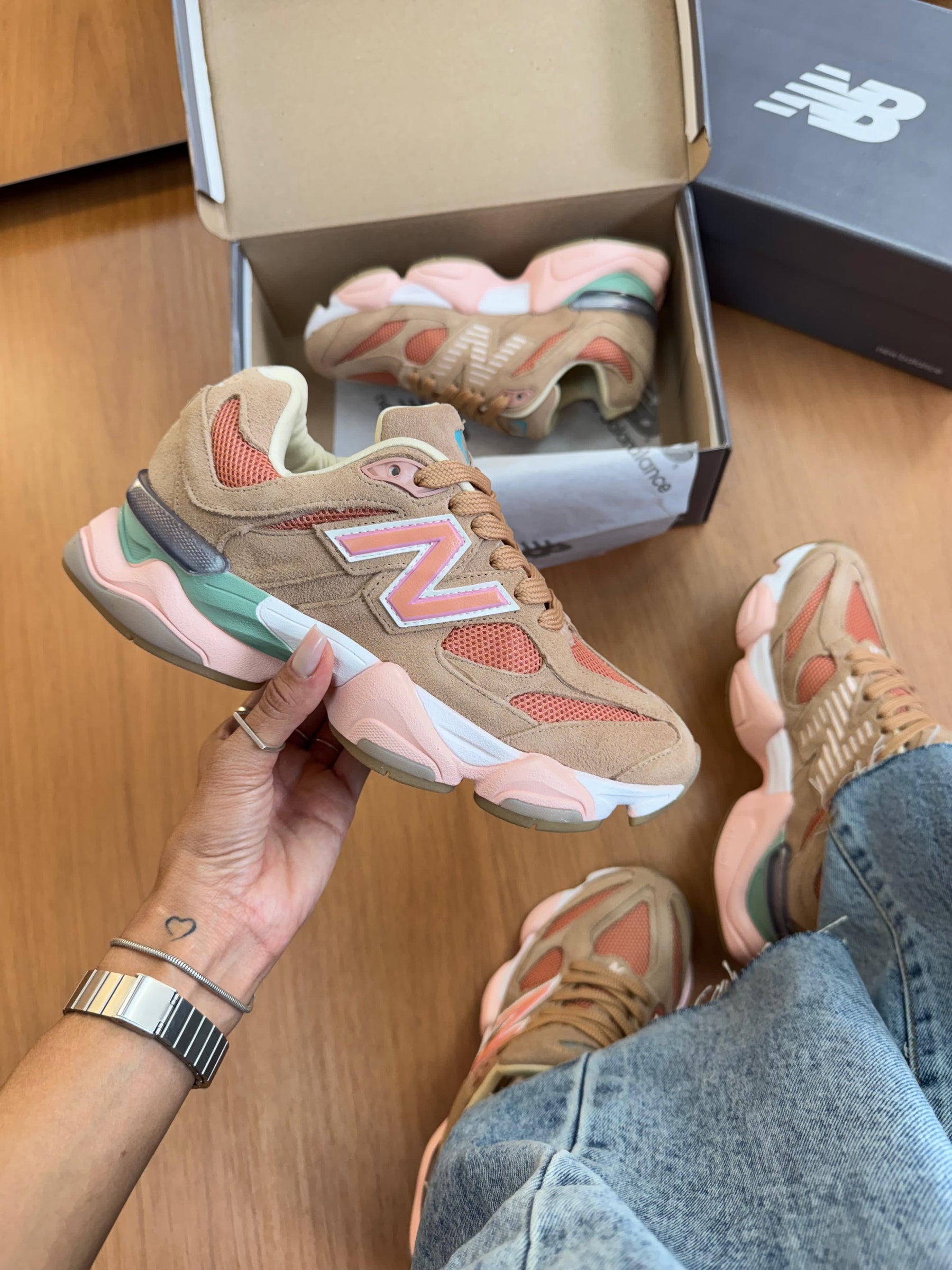 New Balance 9060 - Bege