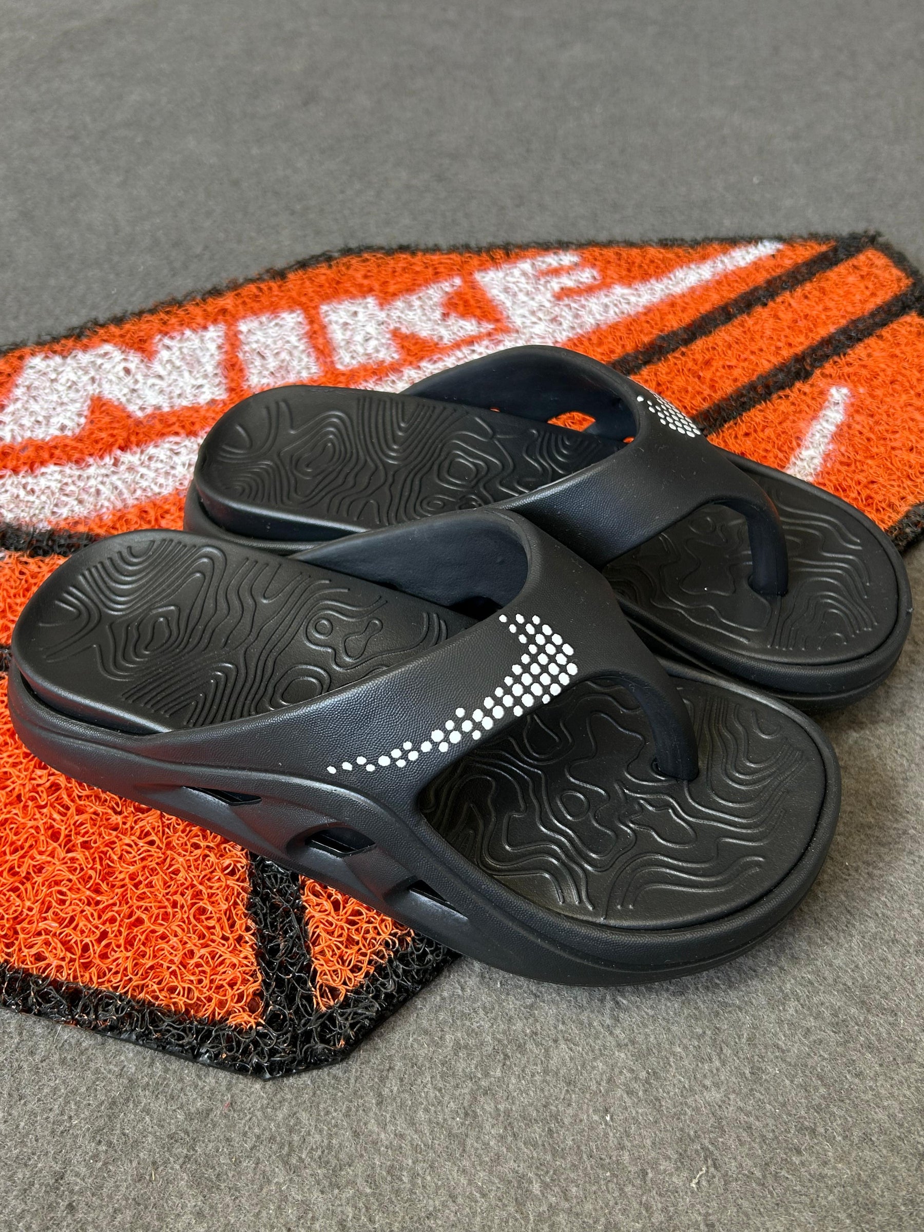 Chinelo Anatômico Nike - Preto