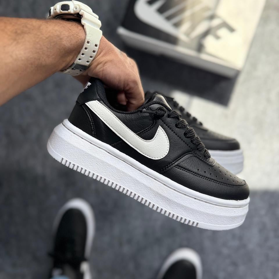 TĂȘnis Nike Court Vision Plataforma - Preto / Branco