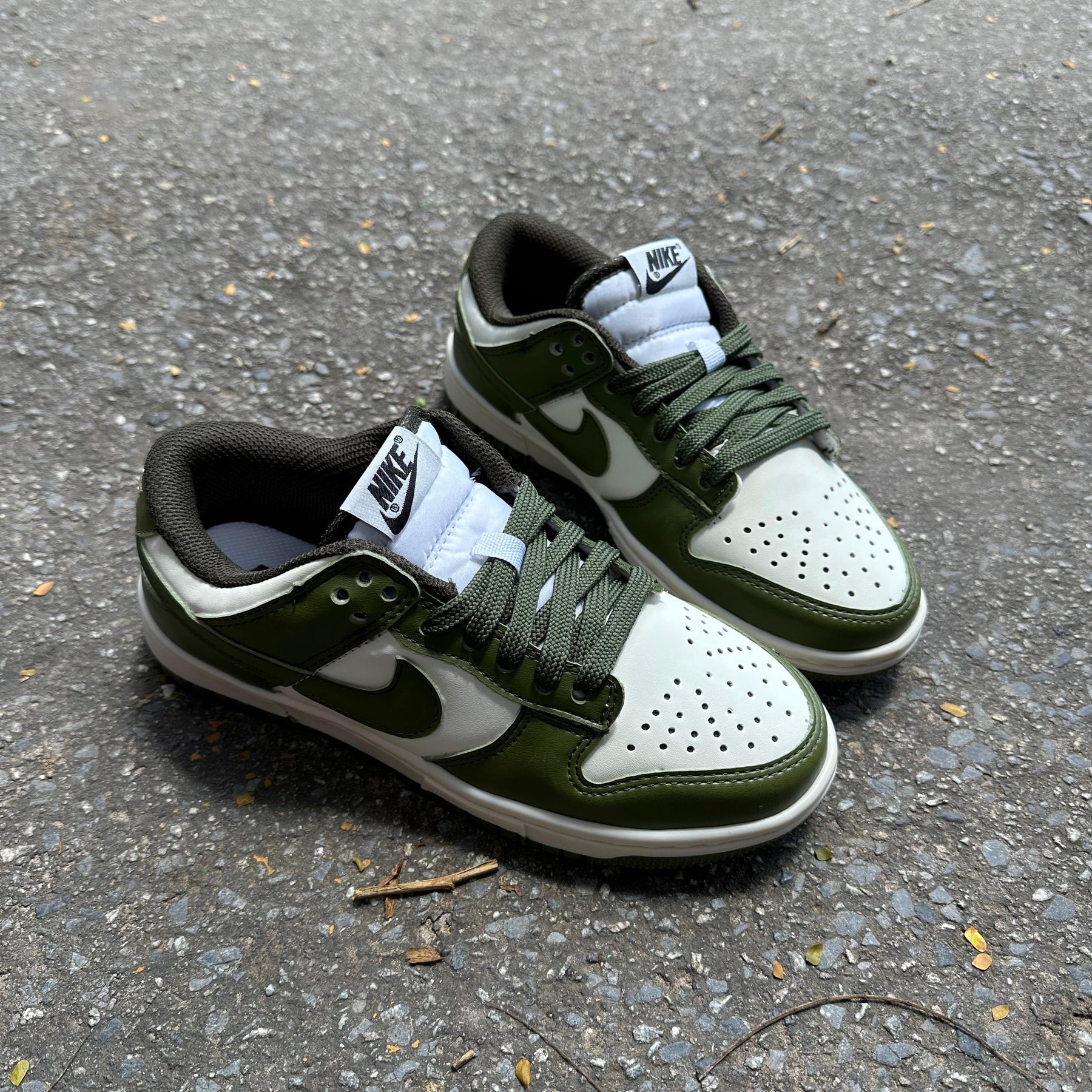 Tênis Nike Dunk Low Pro Luxo - Verde Musgo