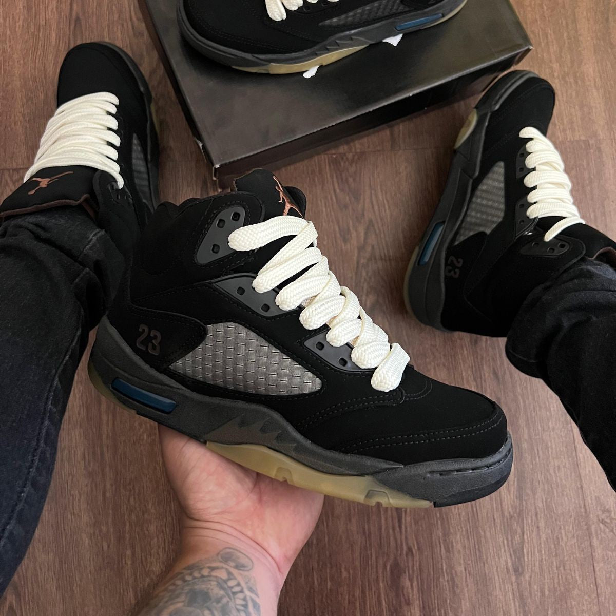 Tênis Air Jordan 5 - Preto