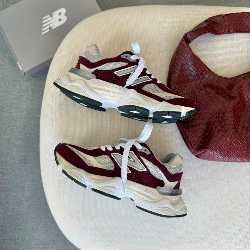 Tênis New Balance 9060 - Bordô