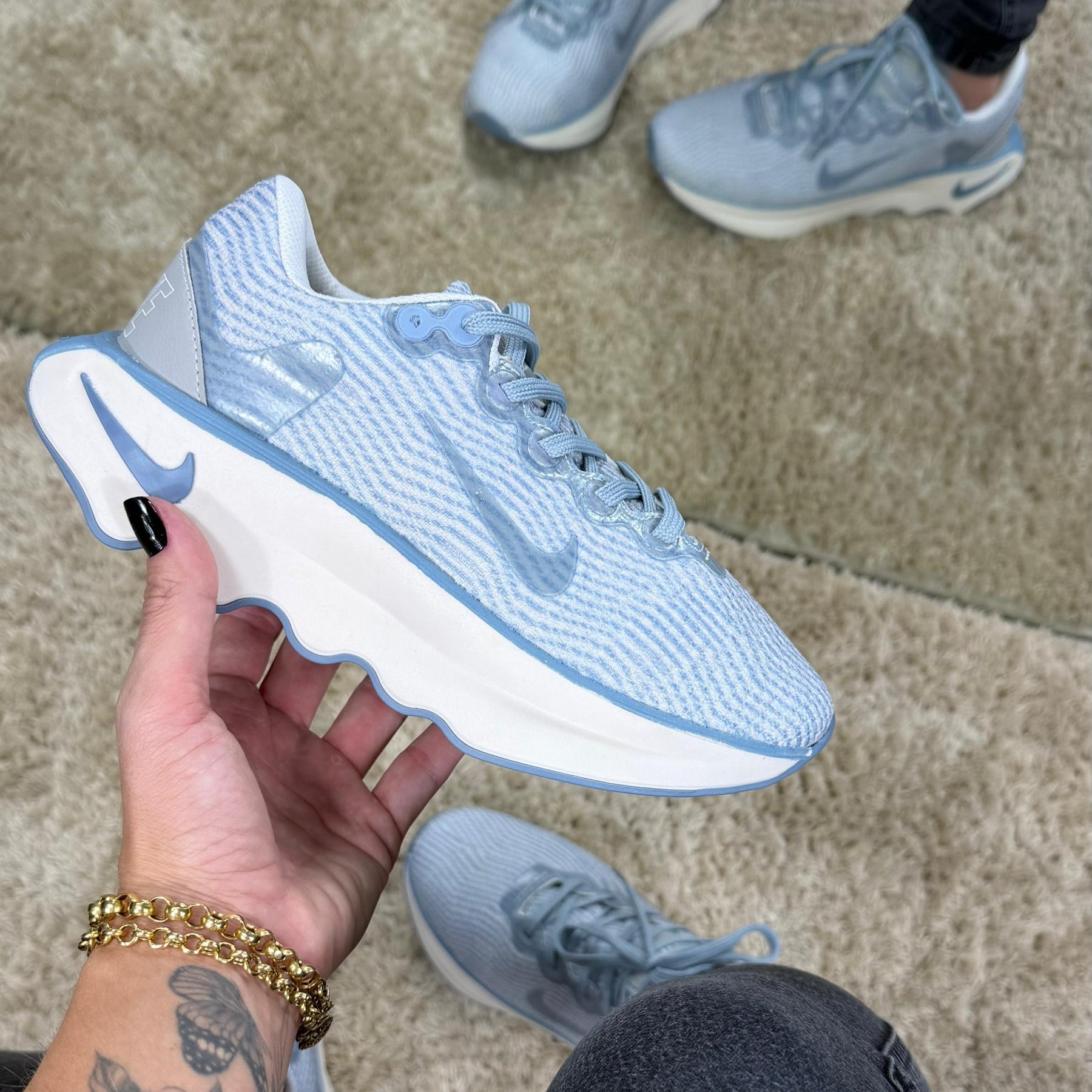 Tênis Nike Motiva - Azul Bebê