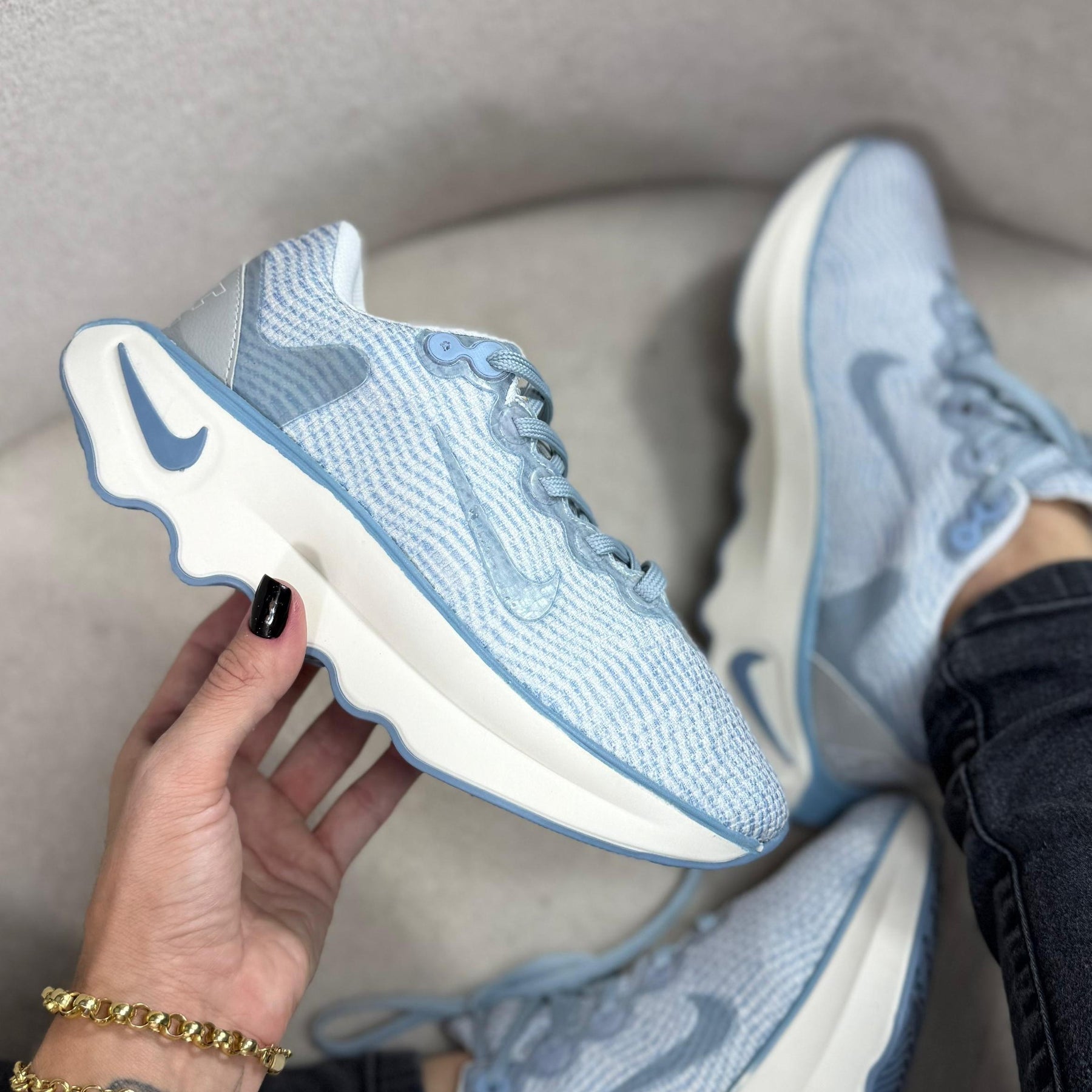 Tênis Nike Motiva - Azul Bebê