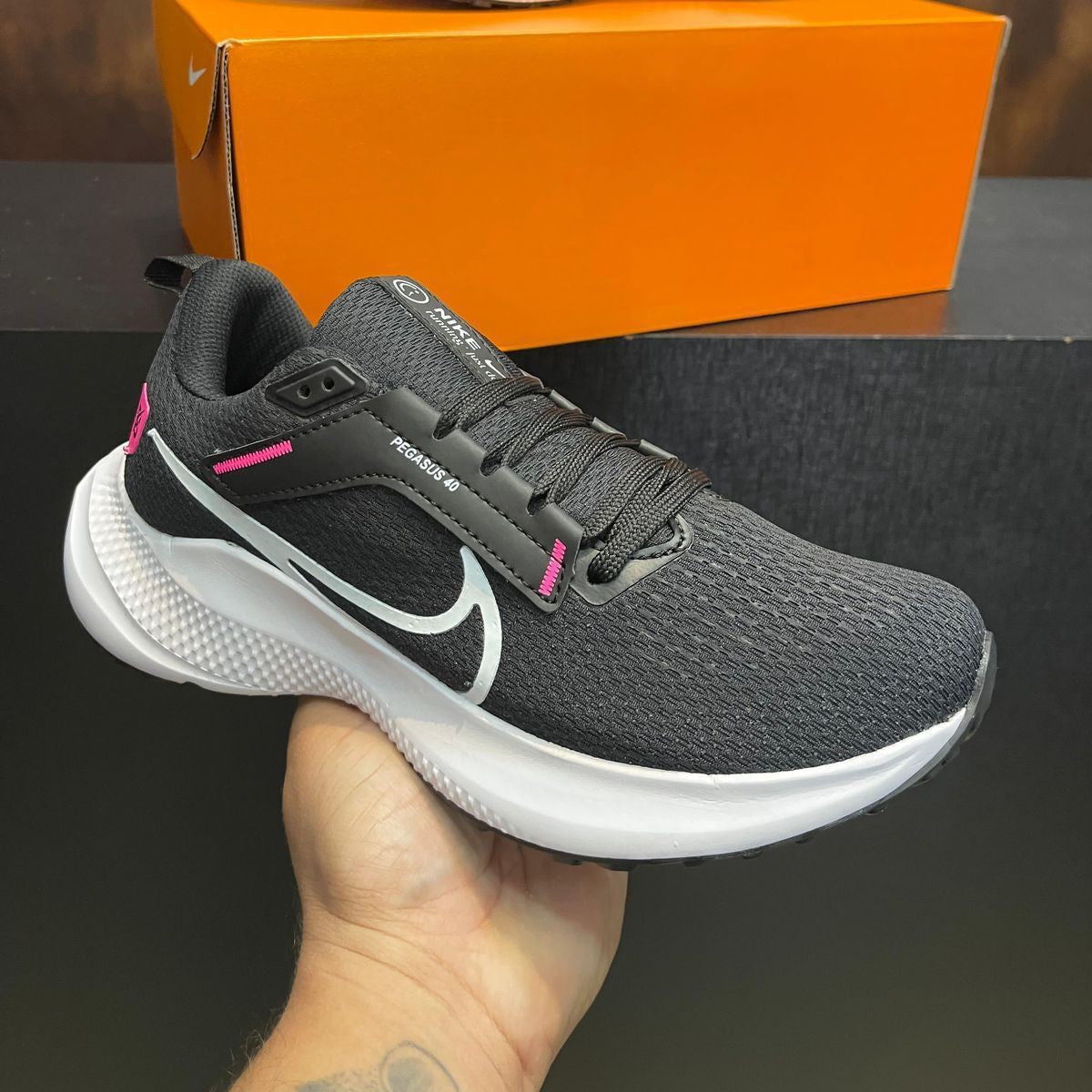 Tênis Nike Air Zoom Pegasus 40 PRO - Preto