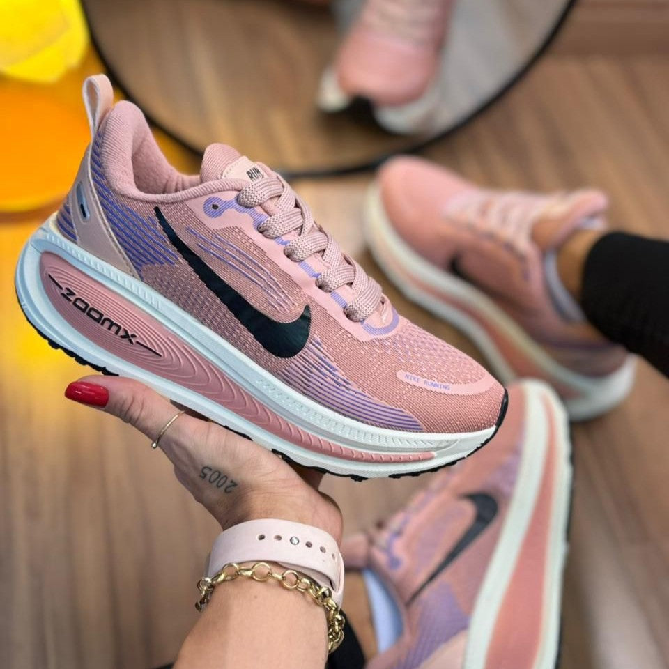 TĂȘnis Nike Zoom X Vomero 18 - Rosa