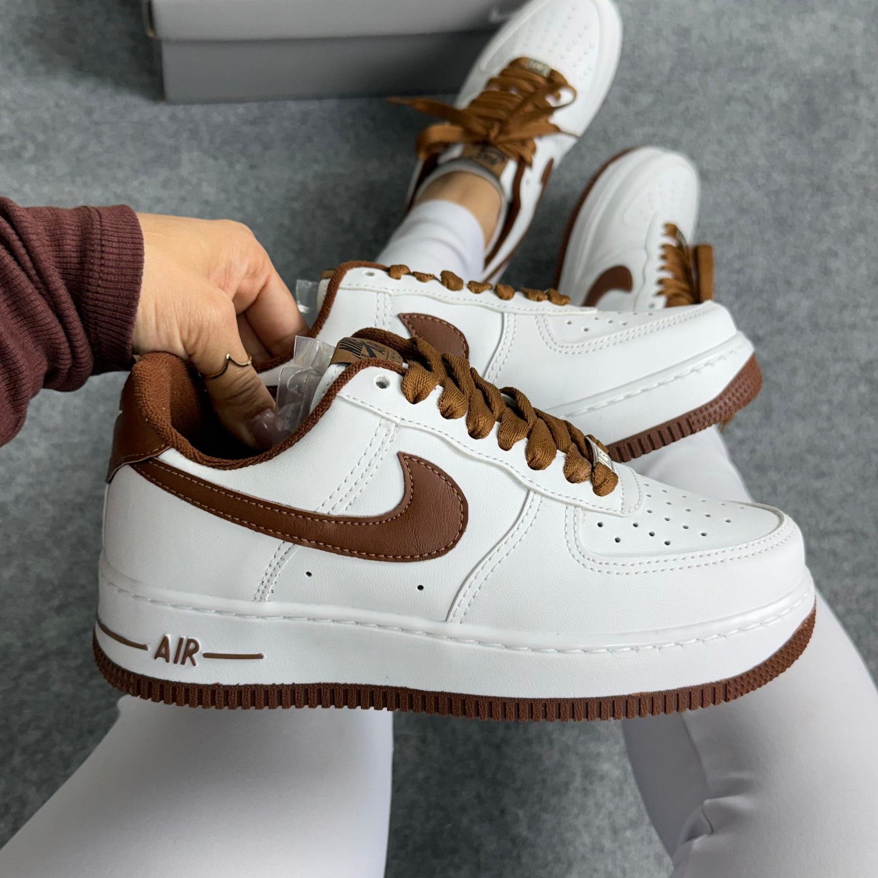Tênis Air Force Linha Luxo - Branco / Marrom