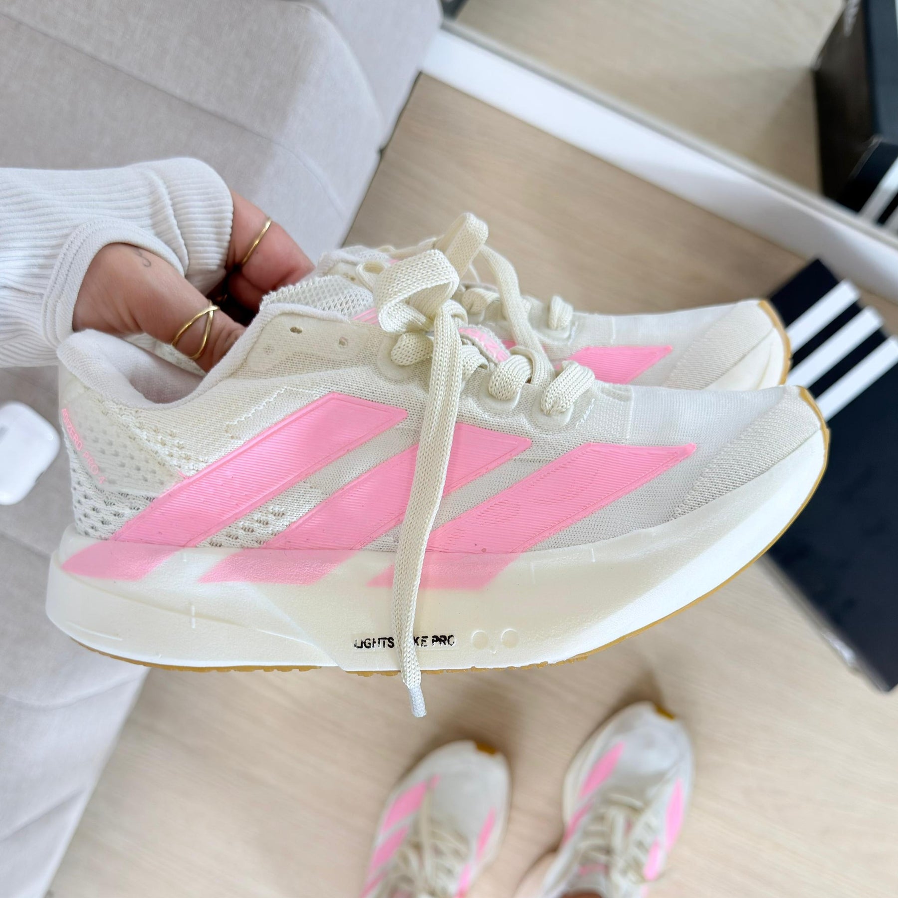 Tênis Adidas Adizero Adios Pro 4 - Off White Rosa