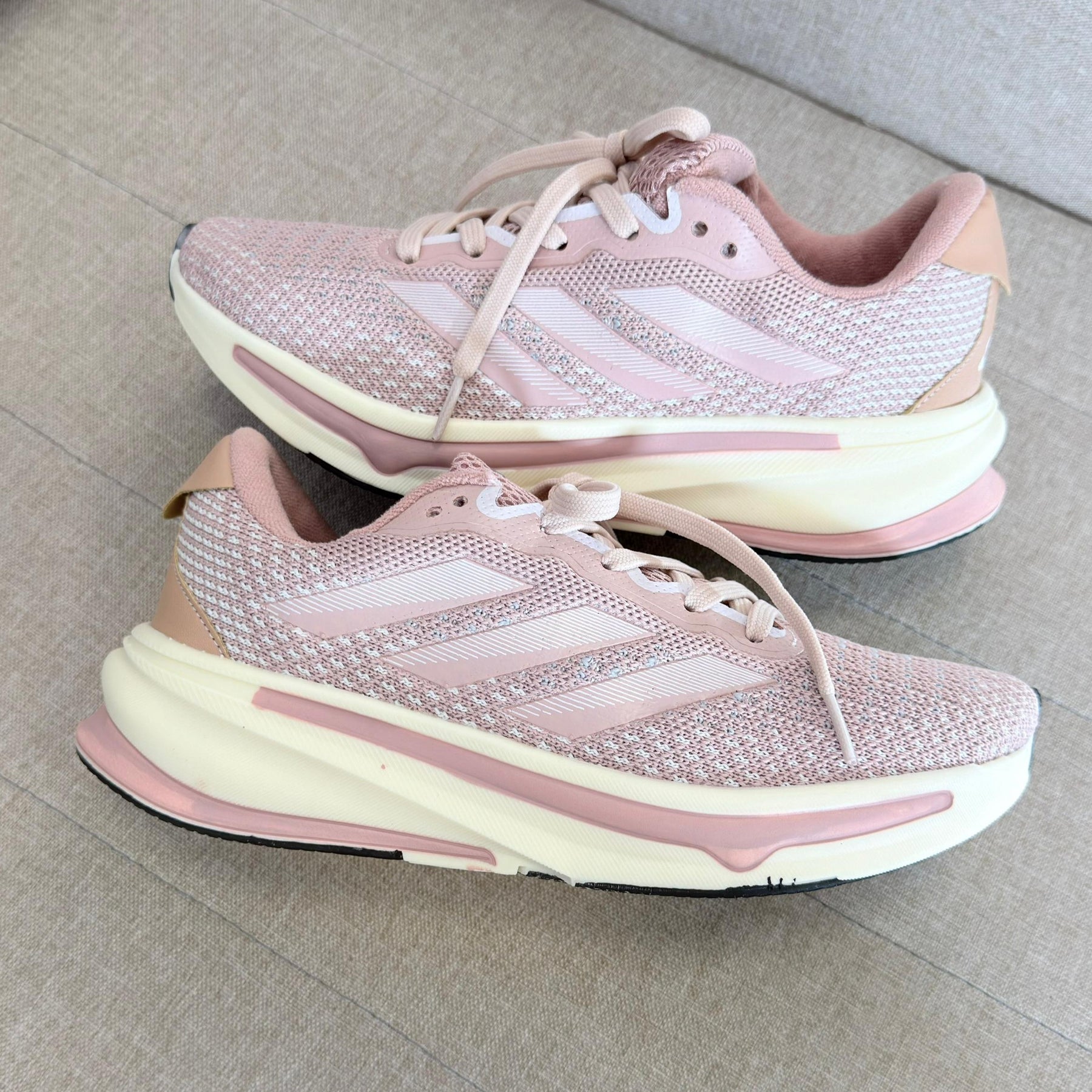 Tênis Adidas Supernova - Rose