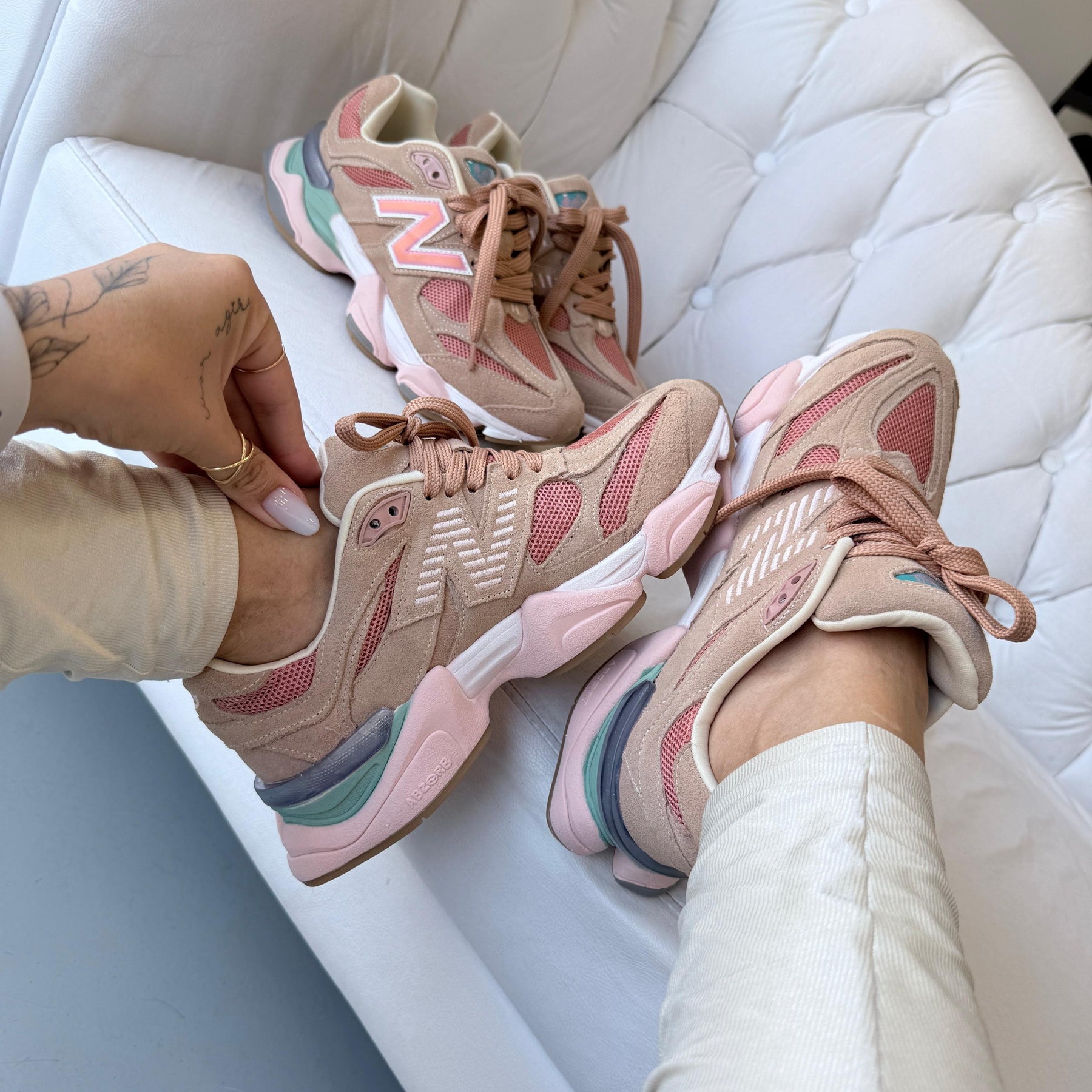 Tênis New Balance 9060 - Salmão