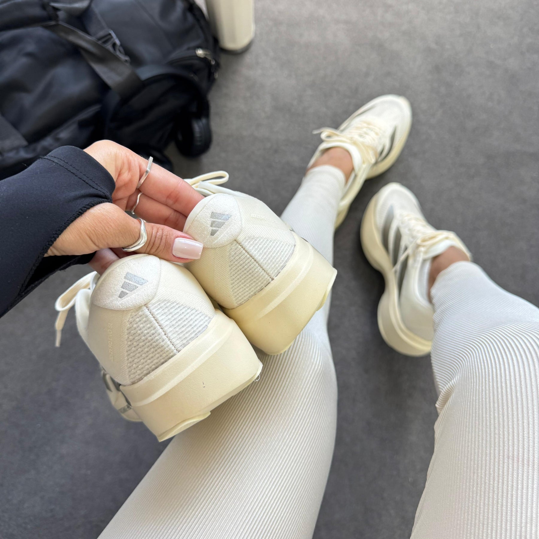 Tênis Adidas Adizero Evo SL - Off