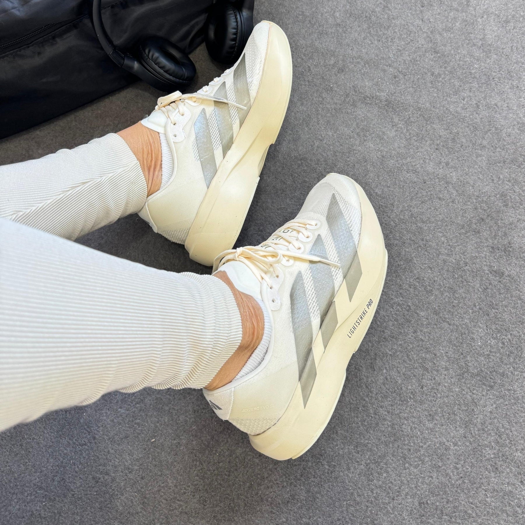 Tênis Adidas Adizero Evo SL - Off