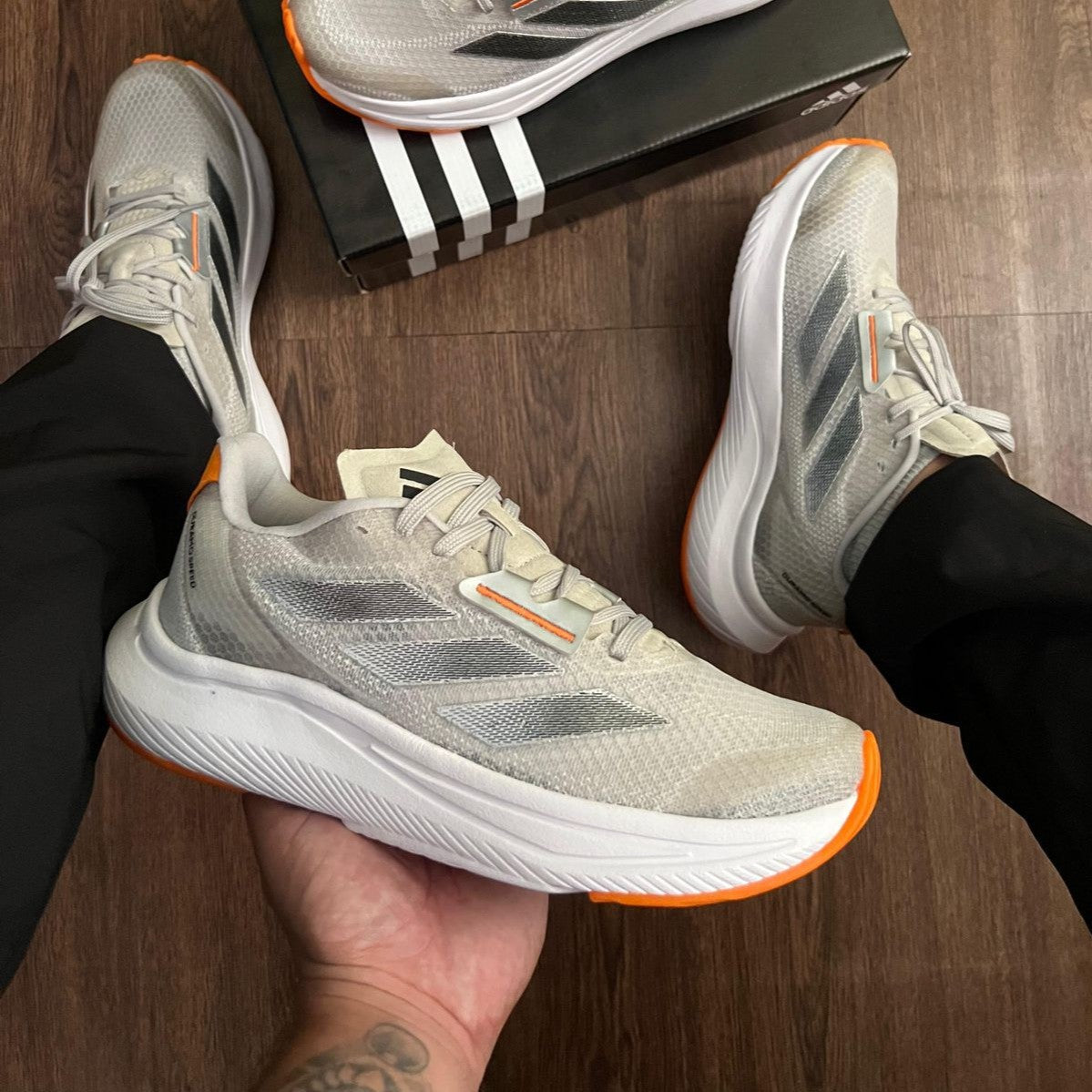 TĂȘnis Adidas Duramo SL 2 - Bege / Laranja
