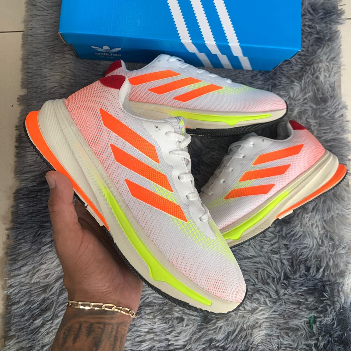 TĂȘnis Adidas Super Nova - Branco / Laranja