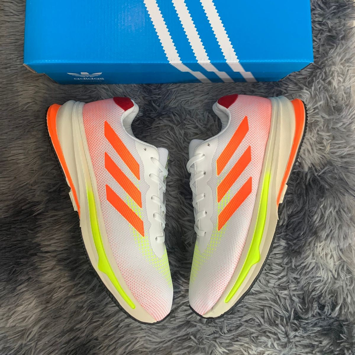 TĂȘnis Adidas Super Nova - Branco / Laranja
