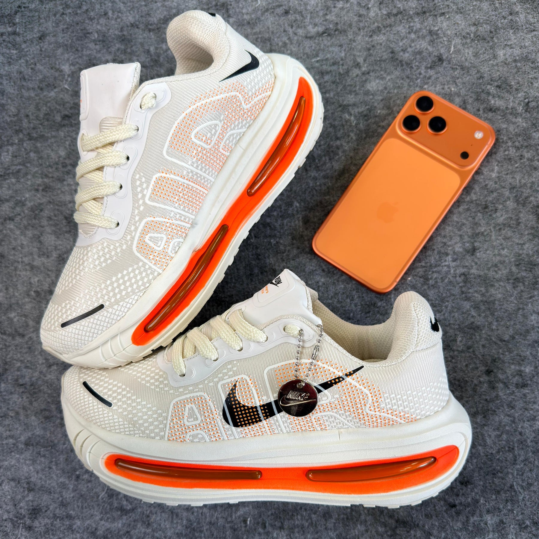 Tênis Vomero Premium - Laranja Off