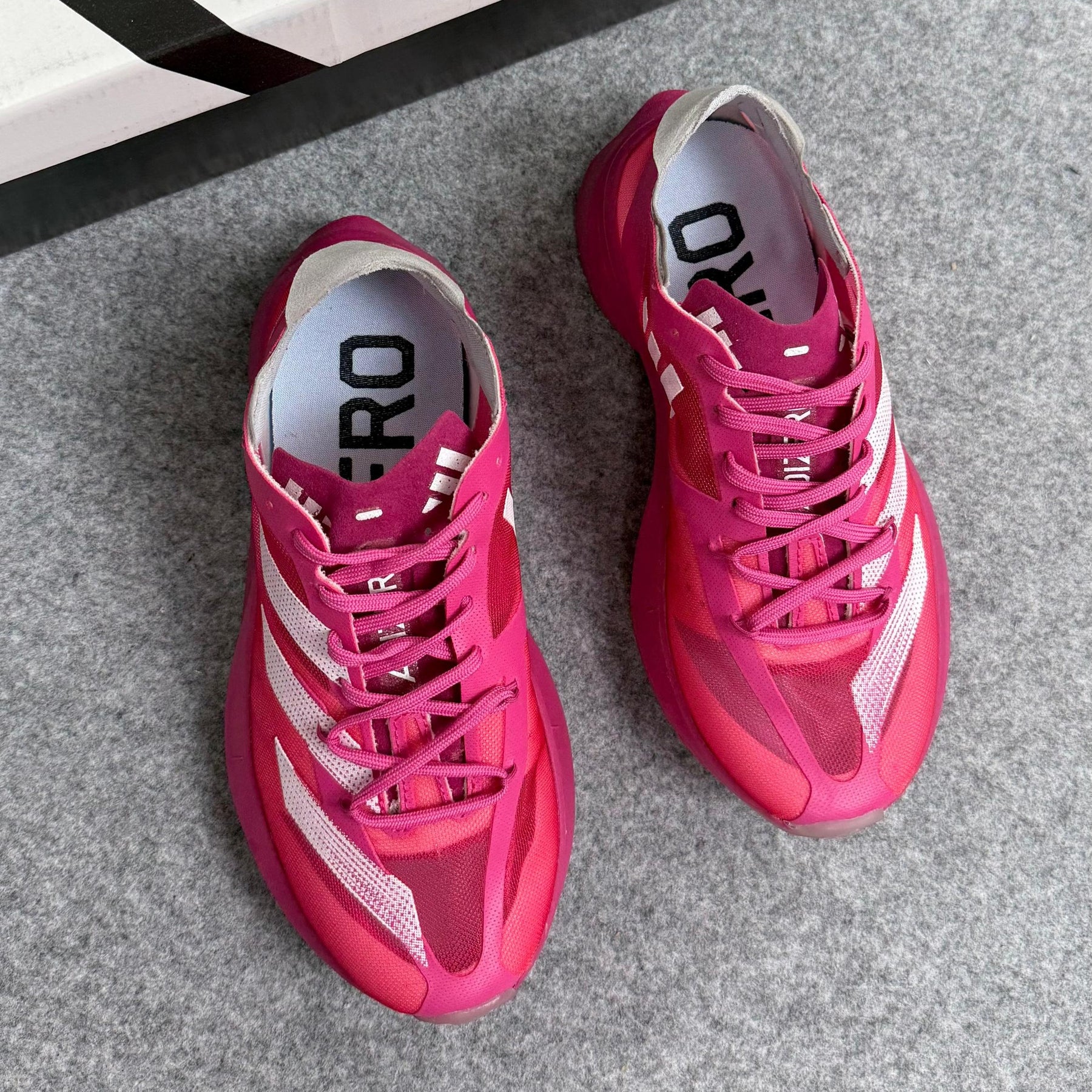 Tênis Adidas Adizero Adios Pro 4 - Pink
