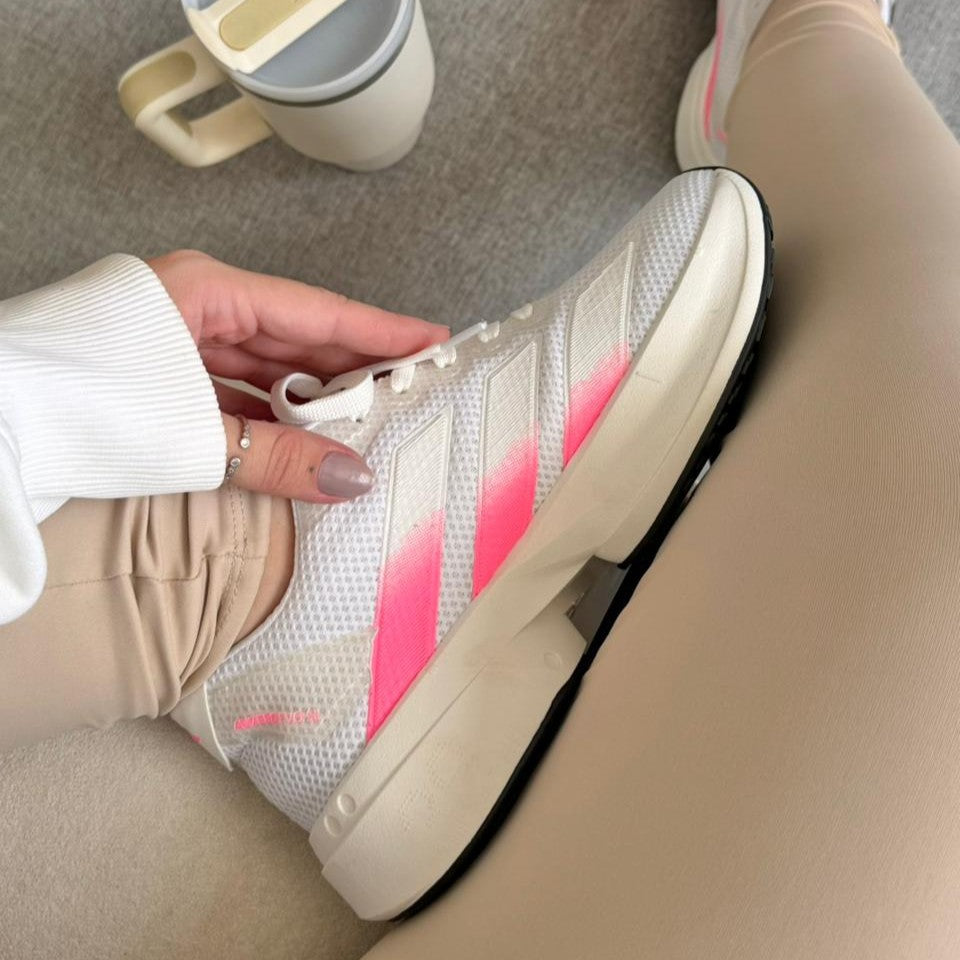 Tênis Adidas Adizero Adios Pro 4 - Branco / Rosa