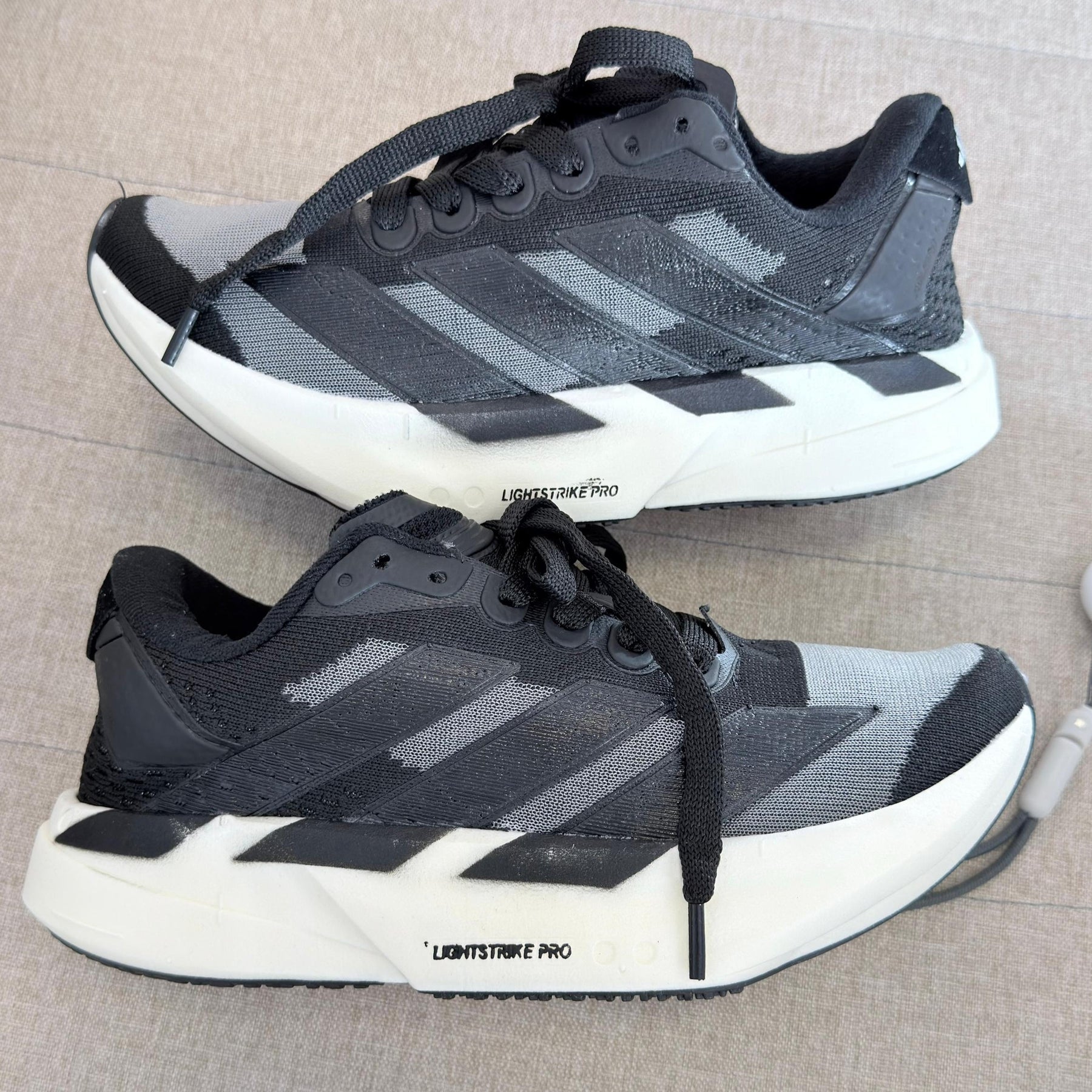 Tênis Adidas Adizero Adios Pro 4 - Preto Off