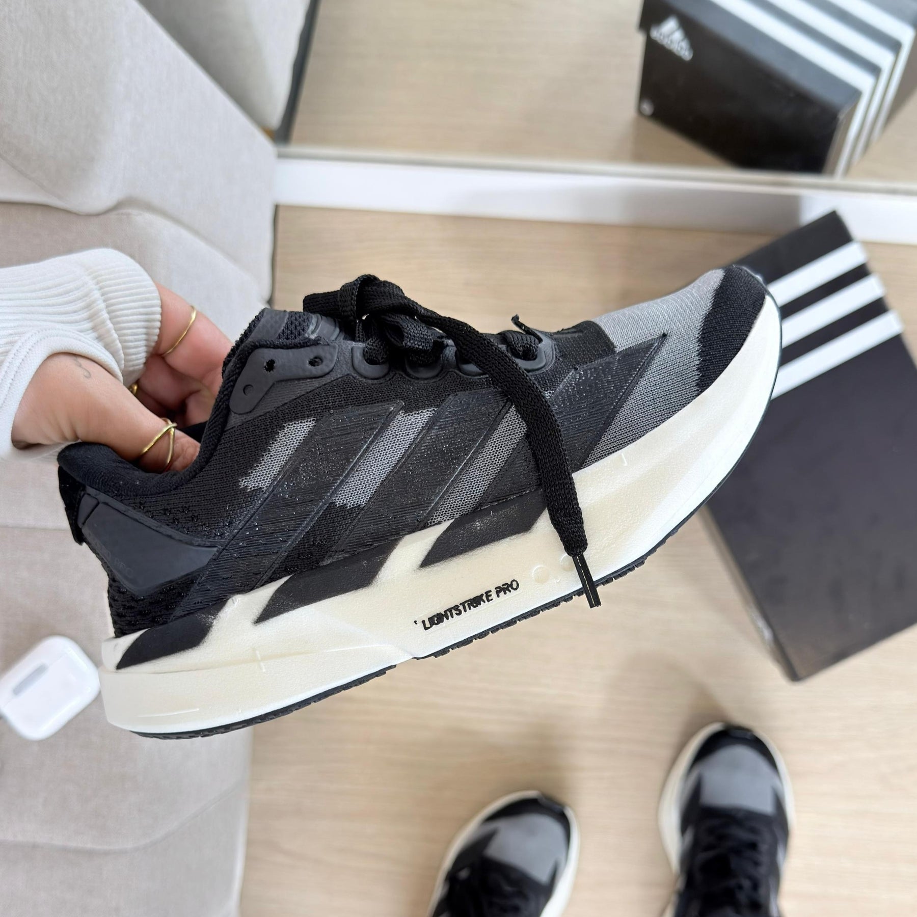 Tênis Adidas Adizero Adios Pro 4 - Preto Off