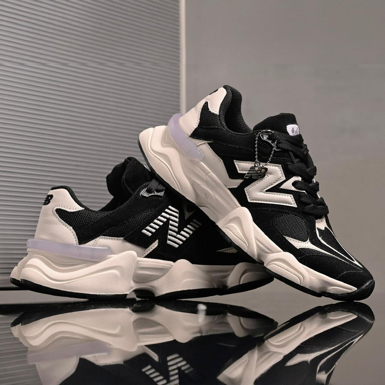 Tênis New Balance 9060 - Preto / Branco