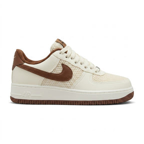 Tênis Nike Air Force - Off / Castanho