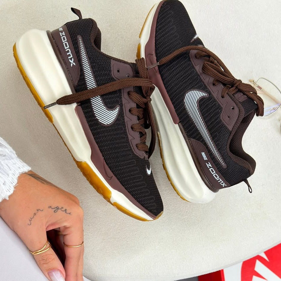 Tênis Nike Invincible Run 3 – Cacau Latex