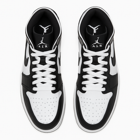 Tênis Air Jordan 1 - Preto / Branco