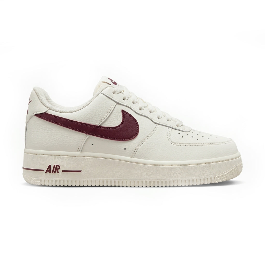 Tênis Nike Air force - Off / Bordô Luxo