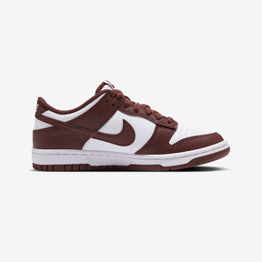 Tênis SB Dunk Low - Caramelo / Branco