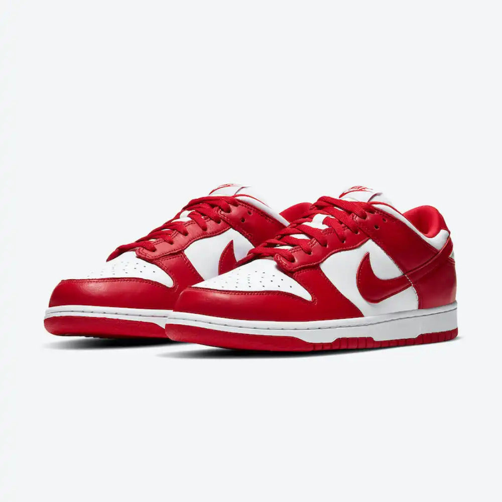 Tênis SB Dunk Low - Vermelho