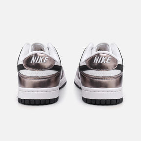 Tênis SB Dunk Low - Prata / Branco