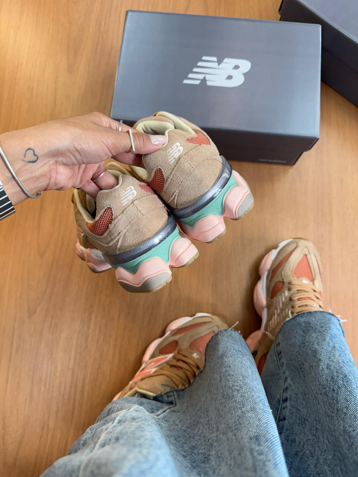 New Balance 9060 - Bege