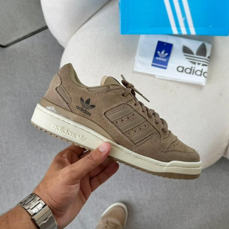 Tênis Adidas Fórum Low - Rato / Bege