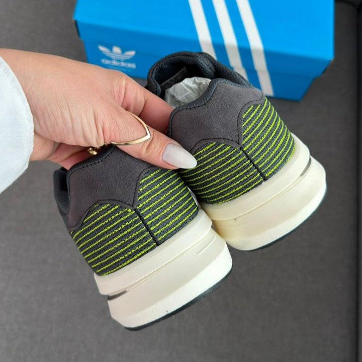 Tênis Adidas Duramo Speed - Preto / Verde Limão