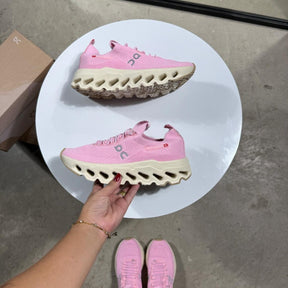 Tênis On Cloud - Rosa / Off