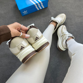 Tênis Adidas Supernova - Off/ Branco/ Bege