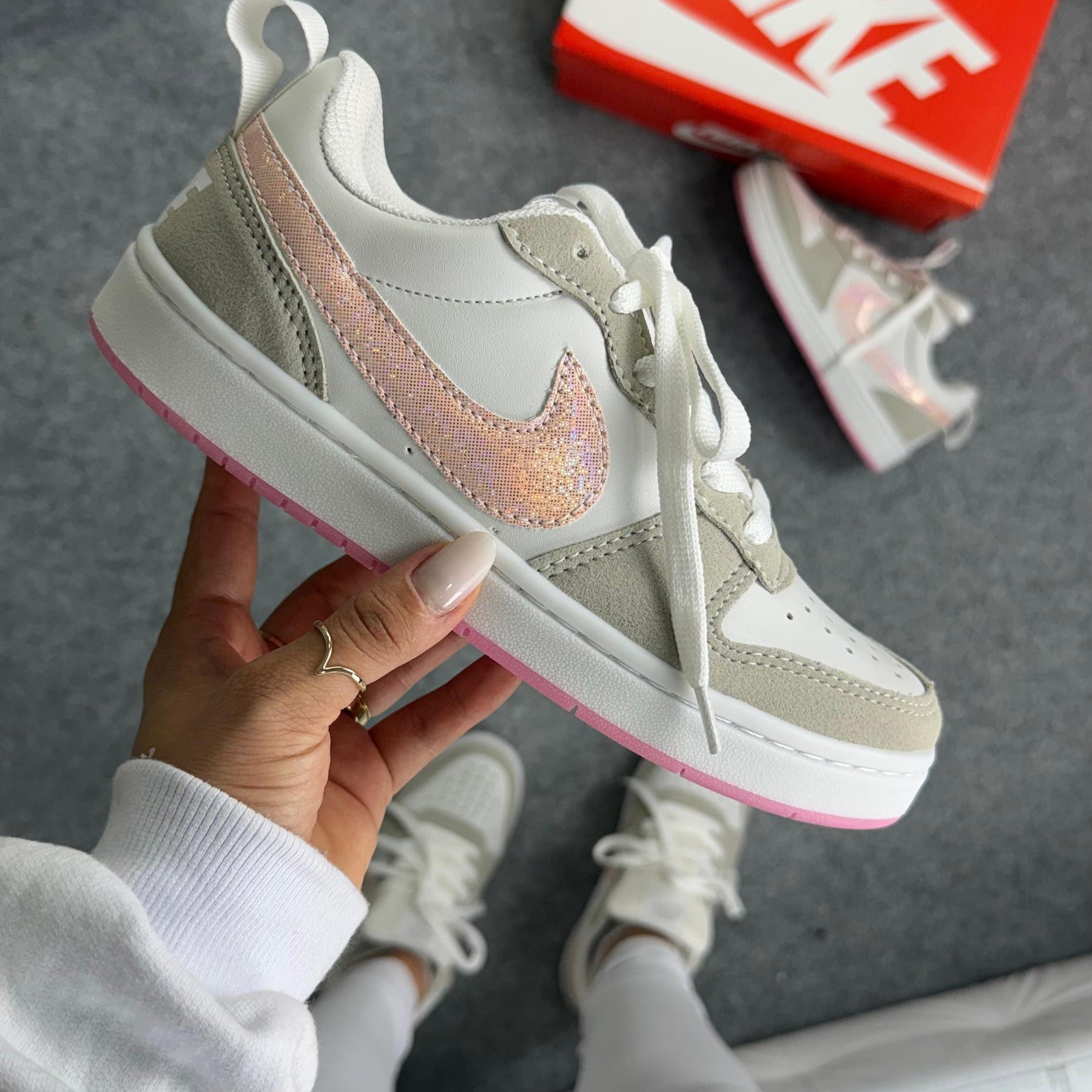 Tênis Nike Court Borough Low Recraft - Linha Luxo - Branco / Rosa