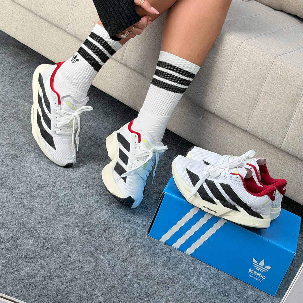 Tênis Adizero Pro 4 Basic - Branco, Preto e Vermelho