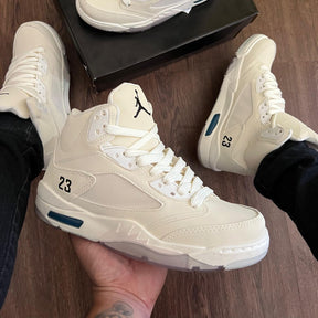 Tênis Air Jordan 5 - Bege