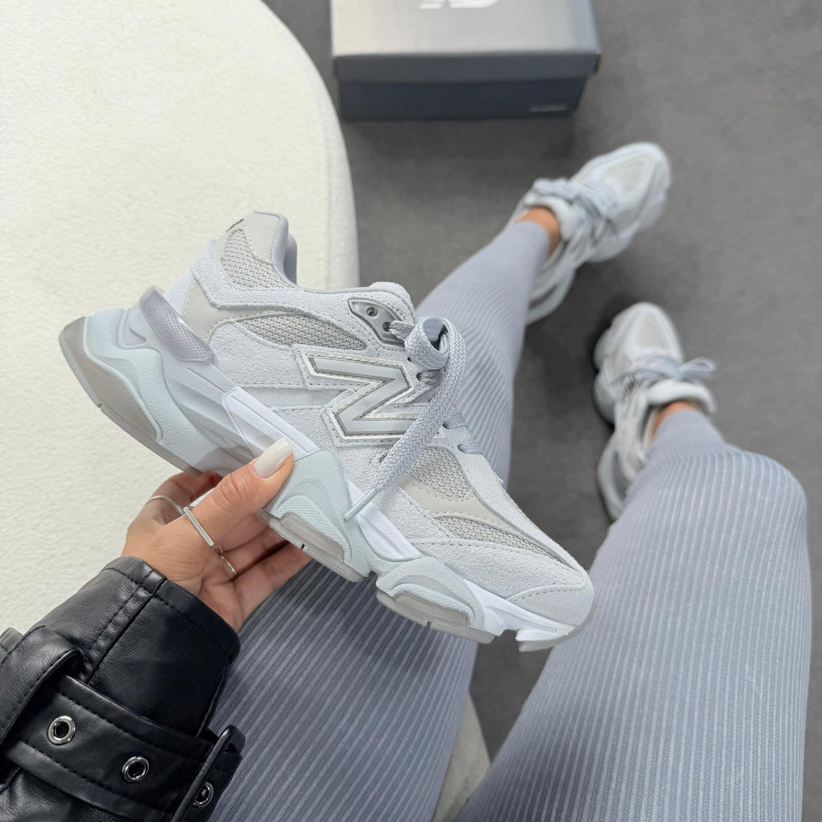 Tênis New Balance 9060 –  Cinza