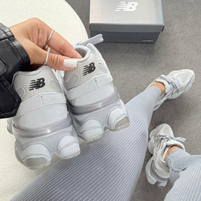 Tênis New Balance 9060 –  Cinza
