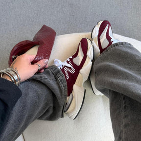 Tênis New Balance 9060 - Bordô