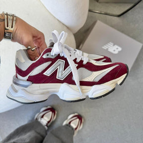 Tênis New Balance 9060 - Bordô