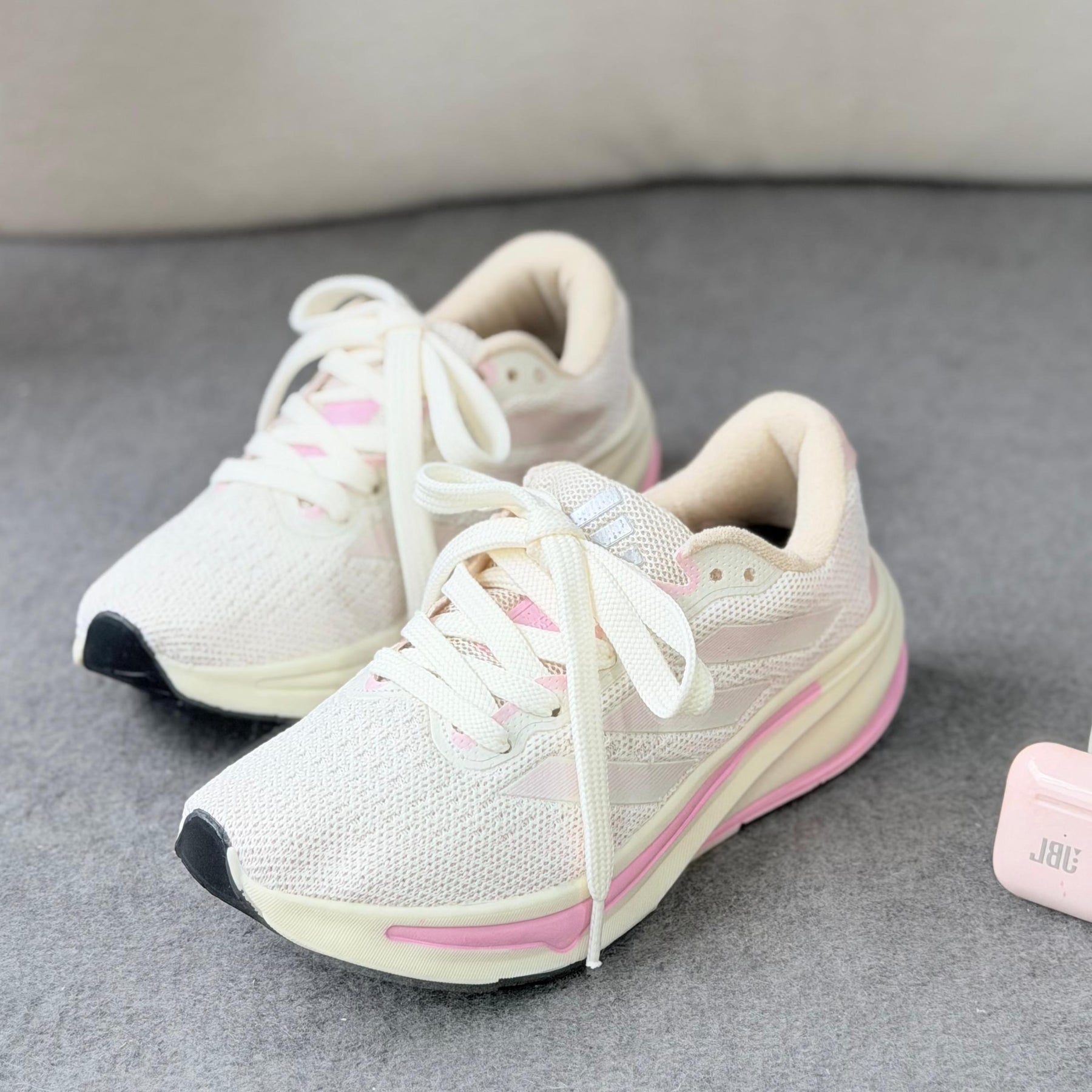 Tênis Adidas SuperNova - Tricot