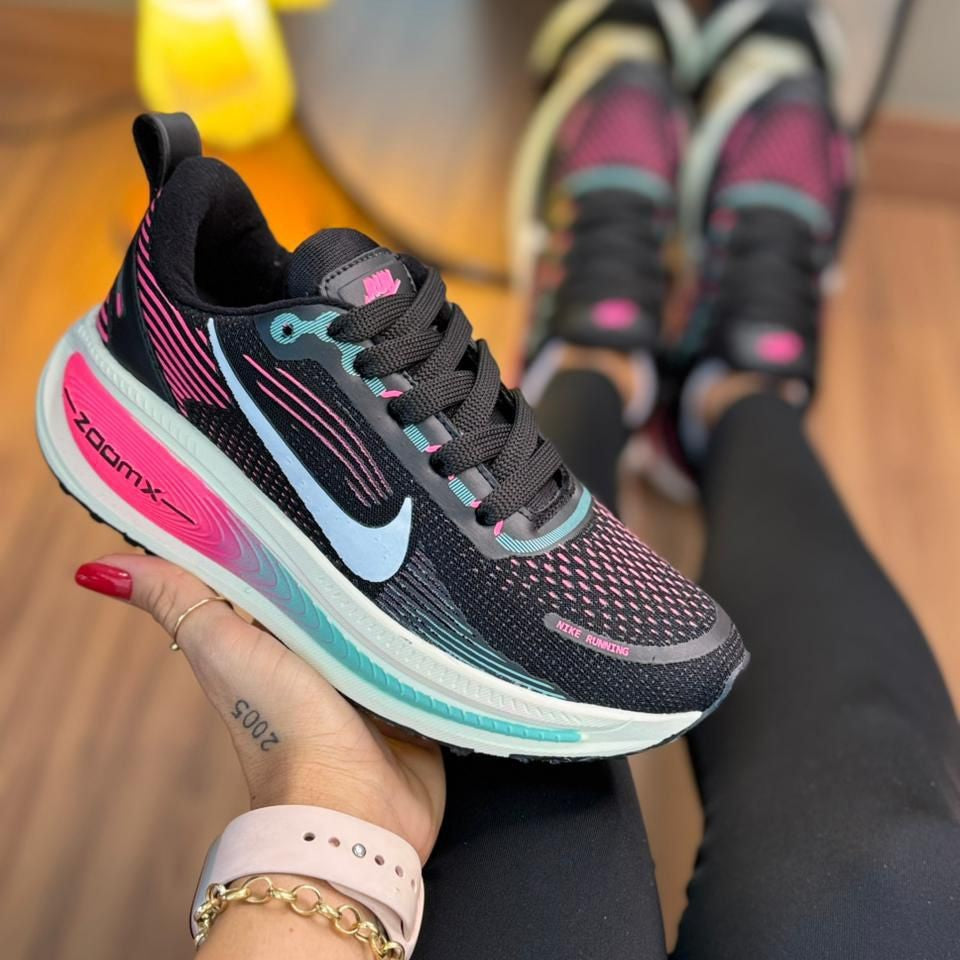 Tênis Nike Zoom X Vomero 18 - Preto / Rosa